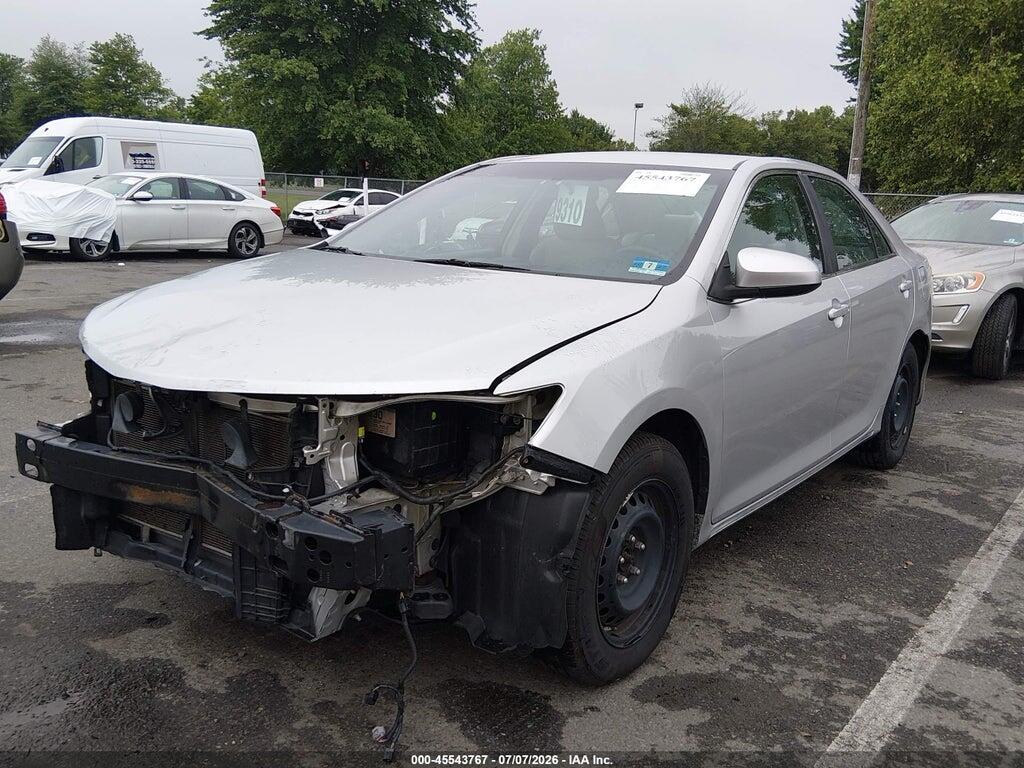 4T4BF1FK3ER414400 2014 TOYOTA CAMRY photo no. 2
