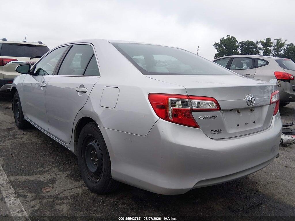4T4BF1FK3ER414400 2014 TOYOTA CAMRY photo no. 3