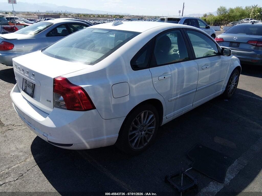 YV1390MSXA2500536 2010 VOLVO S40 photo no. 4