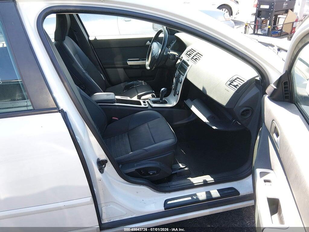 YV1390MSXA2500536 2010 VOLVO S40 photo no. 5