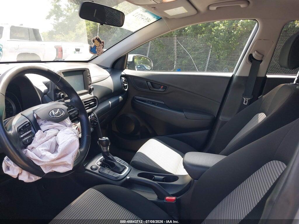 KM8K22AA2JU085757 2018 HYUNDAI KONA photo no. 5
