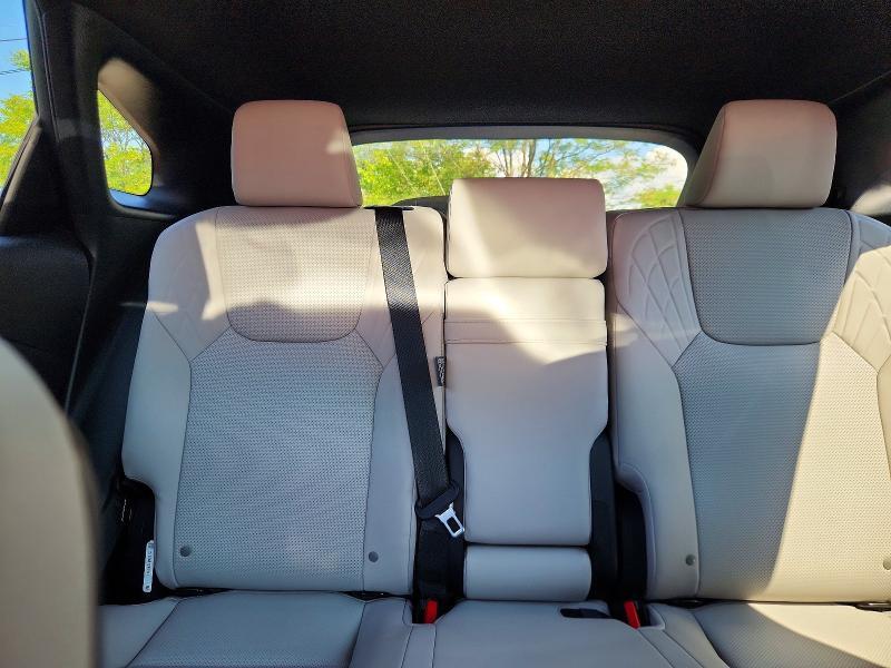 2026 LEXUS RX 350 PREMIUM — Фото 10 из 13