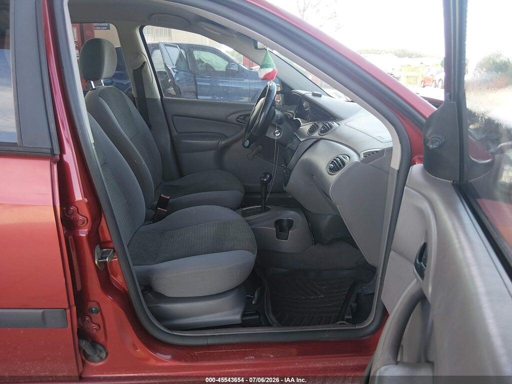 1FAFP33P44W154719 2004 FORD FOCUS photo no. 5