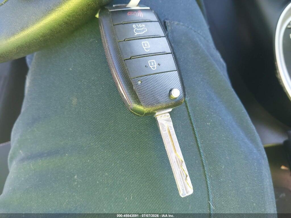 KNDJN2A25F7215939 2015 KIA SOUL photo no. 11