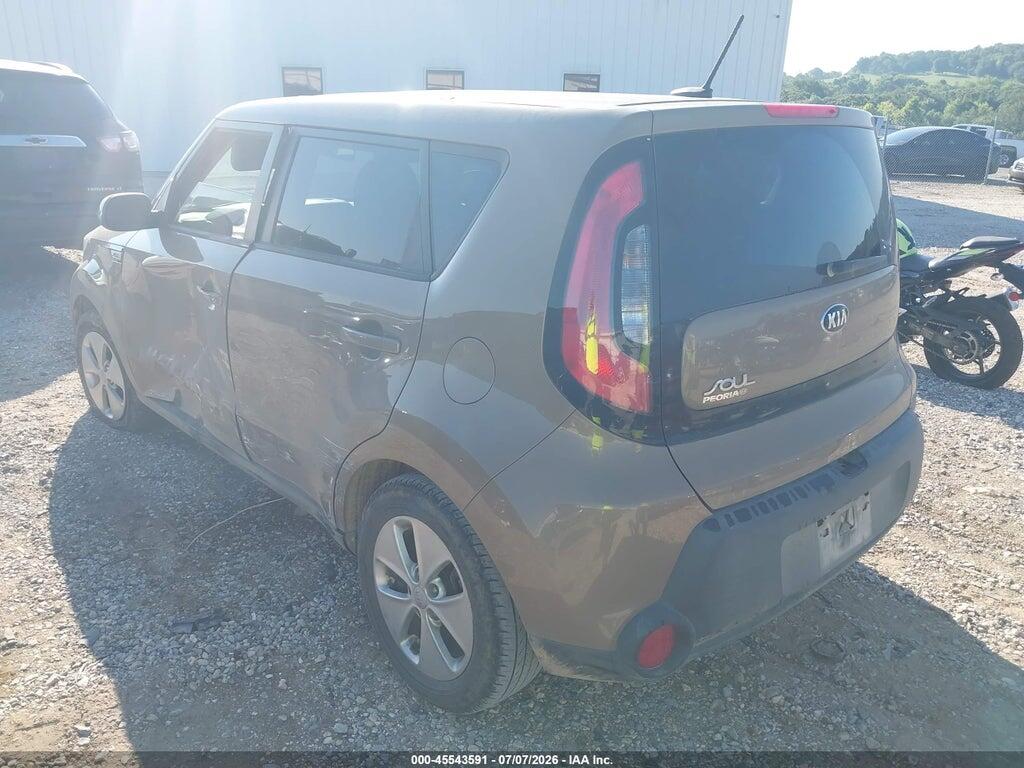 KNDJN2A25F7215939 2015 KIA SOUL photo no. 3