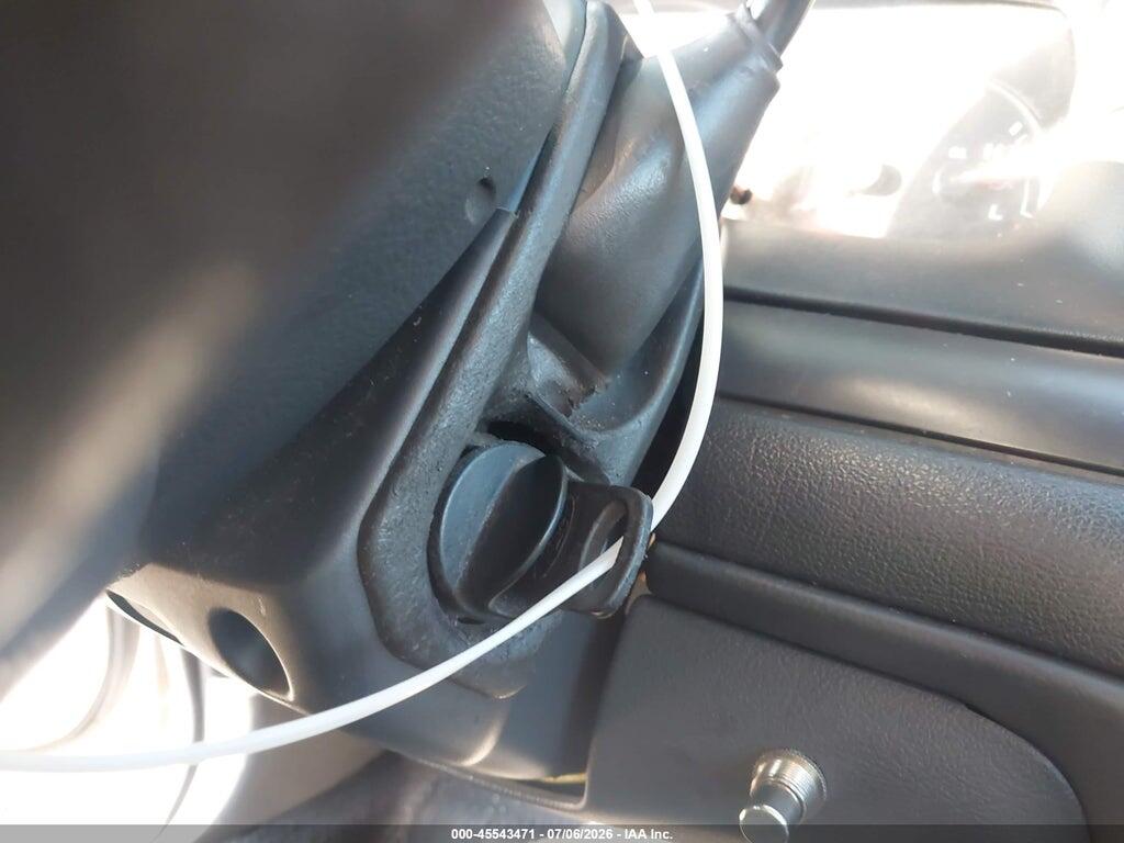 2FAHP71W75X139017 2005 FORD CROWN VICTORIA photo no. 11