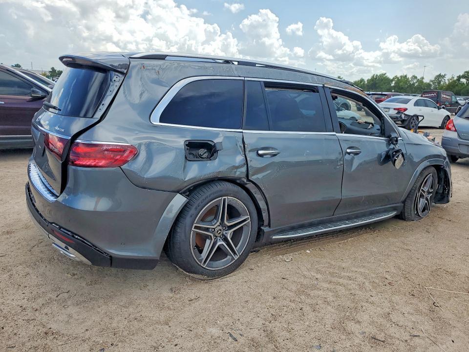2026 MERCEDES-BENZ GLS 450 4MATIC — Фото 3 из 13