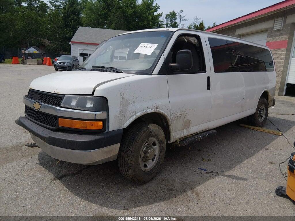 1GAZG1FF6F1276196 2015 CHEVROLET EXPRESS 3500 photo no. 2