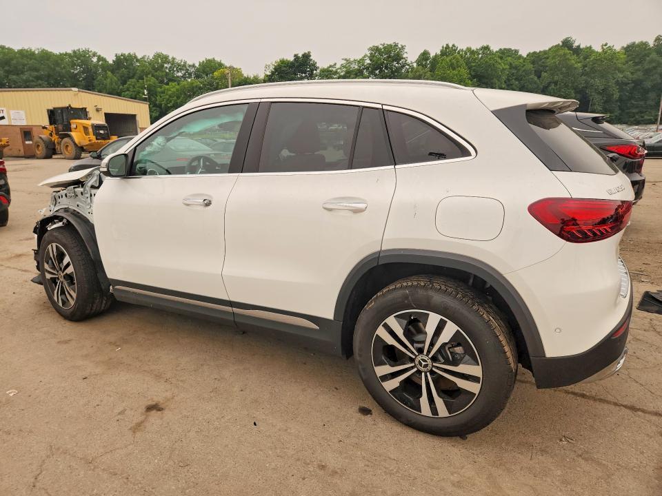 2026 MERCEDES-BENZ GLA 250 4MATIC — Фото 2 из 13