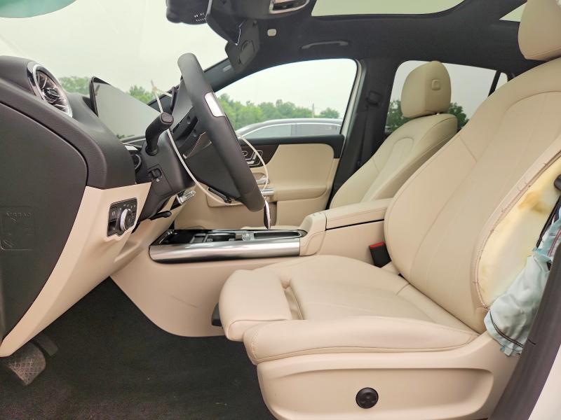 2026 MERCEDES-BENZ GLA 250 4MATIC — Фото 7 из 13