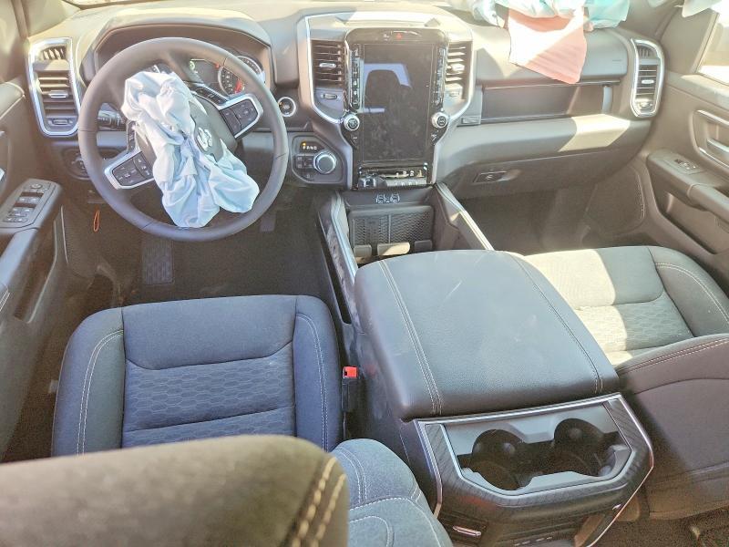 1C6SRFFT4TN341029 2026 RAM 1500 photo no. 8