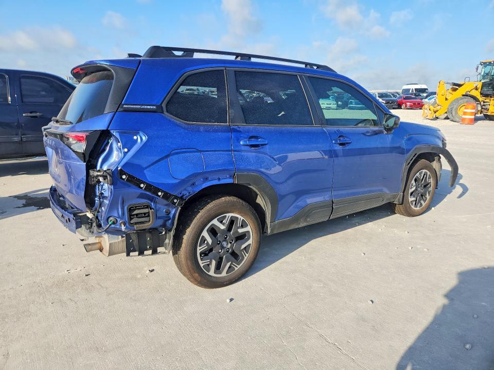 2026 SUBARU FORESTER PREMIUM — Фото 3 из 14