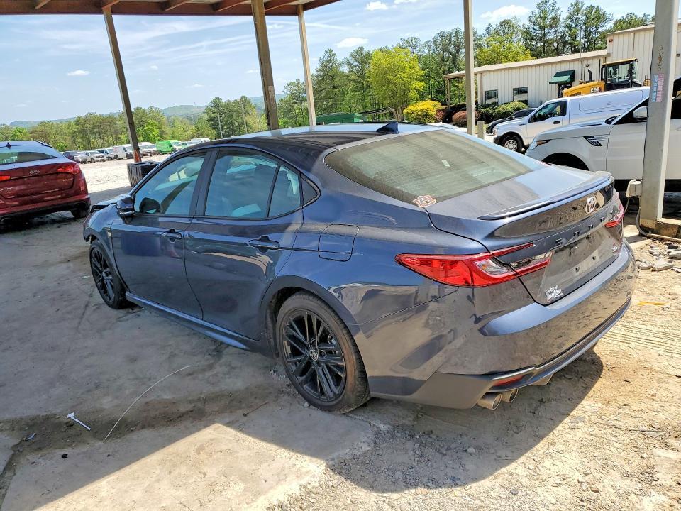 2026 TOYOTA CAMRY SE — Фото 3 из 16