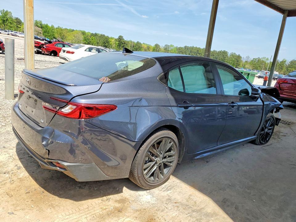 2026 TOYOTA CAMRY SE — Фото 5 из 16