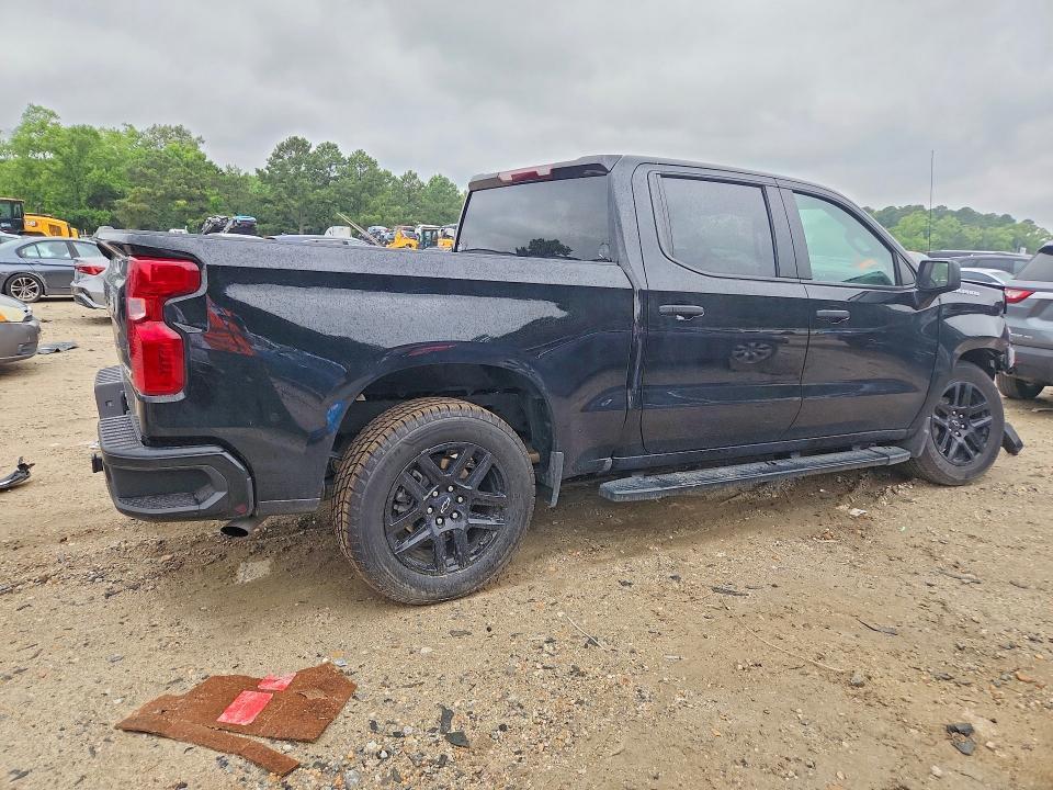 2025 CHEVROLET SILVERADO C1500 CUSTOM — Фото 3 из 12