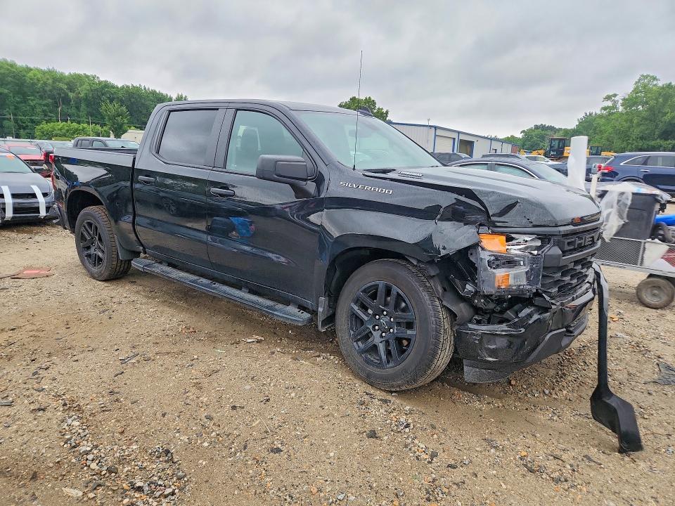 2025 CHEVROLET SILVERADO C1500 CUSTOM — Фото 4 из 12