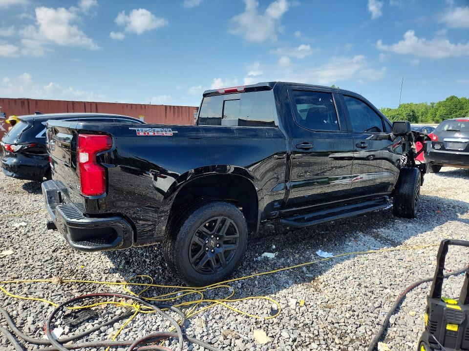 2025 CHEVROLET SILVERADO K1500 LT TRAIL BOSS — Фото 3 из 13