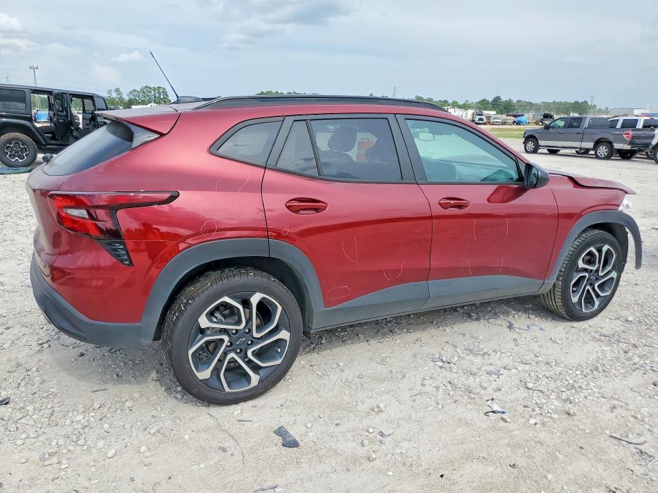 2025 CHEVROLET TRAX 2RS — Фото 3 из 14