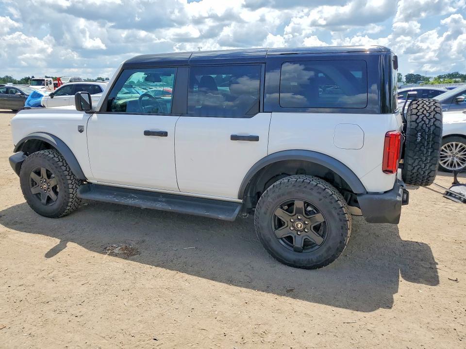 2025 FORD BRONCO BIG BEND — Фото 2 из 13