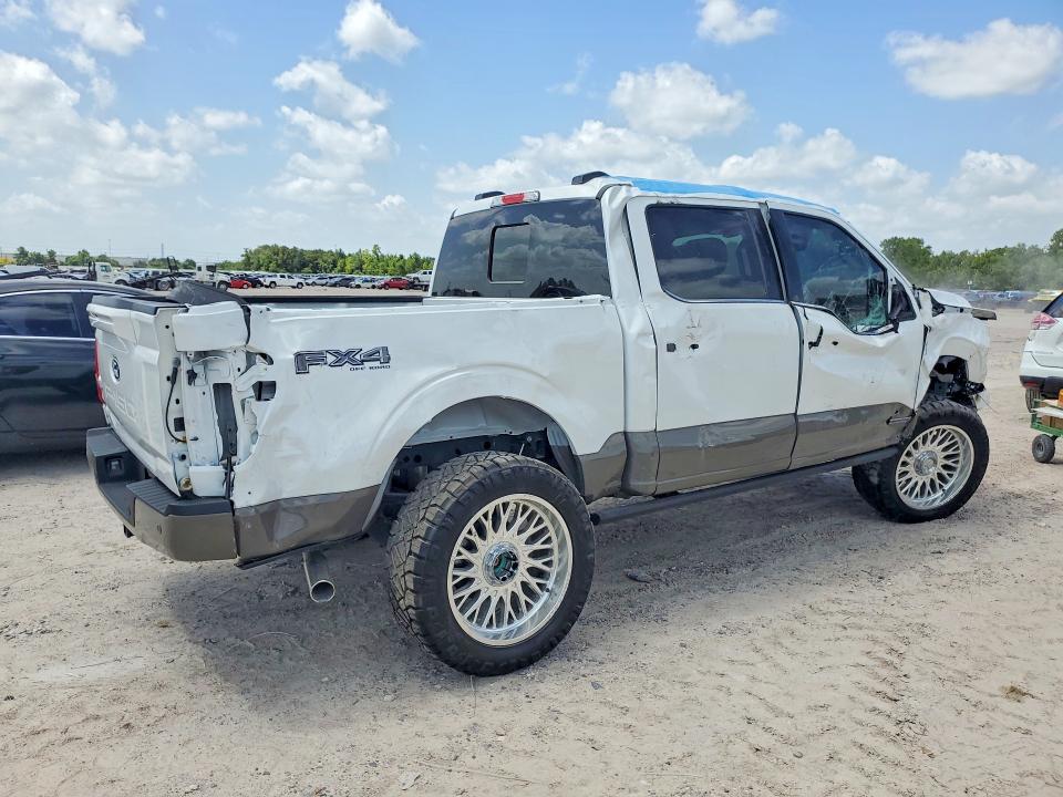 2025 FORD F150 KING RANCH — Фото 3 из 12