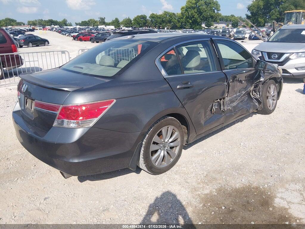 1HGCP2F83CA137810 2012 HONDA ACCORD photo no. 4