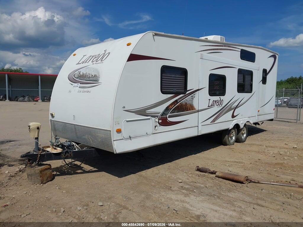 4YDT30228AV602147 2010 KEYSTONE LAREDO photo no. 2