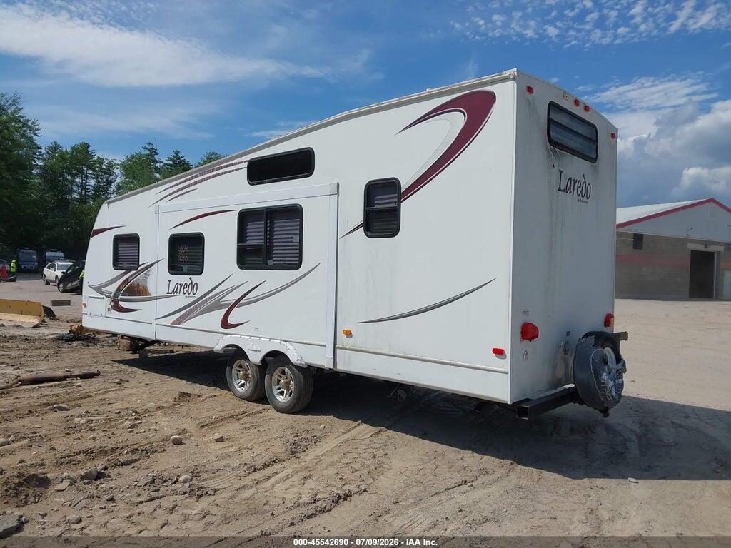 4YDT30228AV602147 2010 KEYSTONE LAREDO photo no. 3