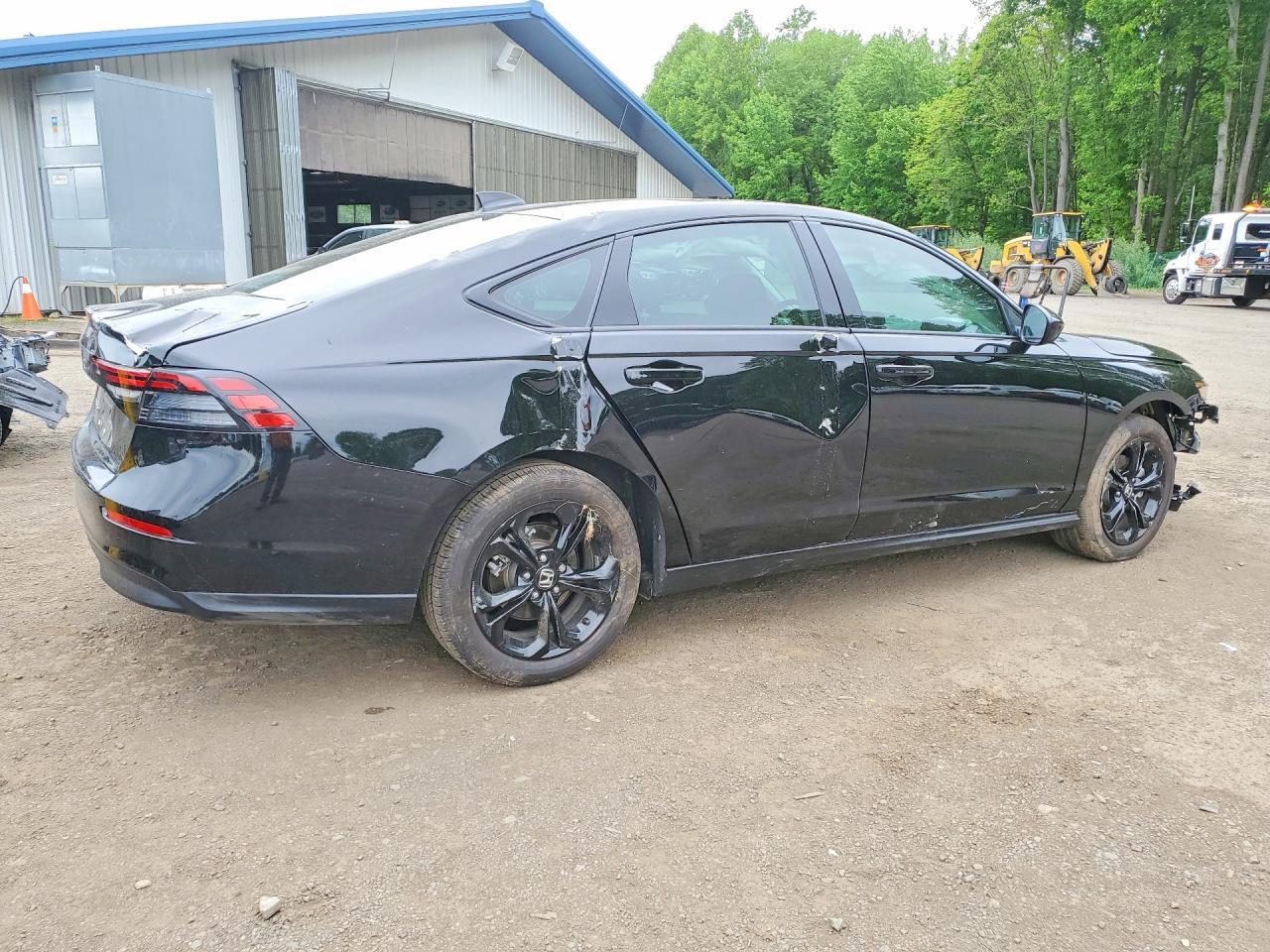 1HGCY1F42SA081927 2025 HONDA ACCORD photo no. 3