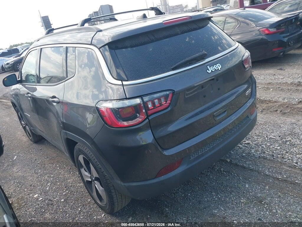 3C4NJCBBXJT102719 2018 JEEP COMPASS photo no. 3