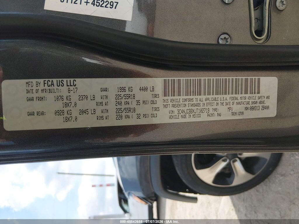 3C4NJCBBXJT102719 2018 JEEP COMPASS photo no. 9