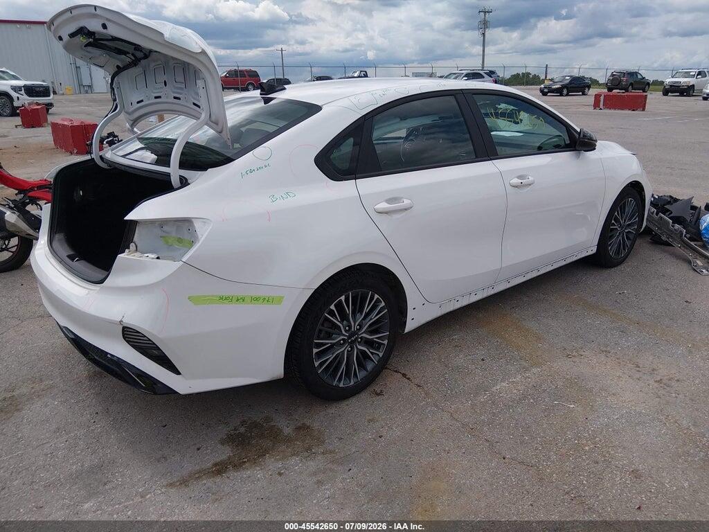 3KPF54AD4PE635048 2023 KIA FORTE photo no. 4