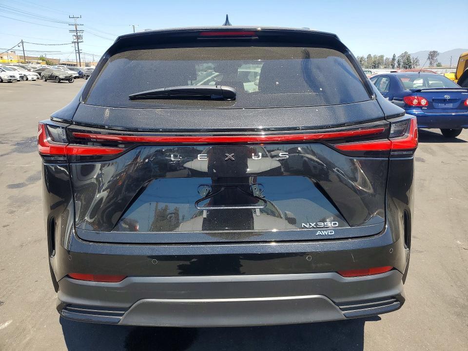 2025 LEXUS NX 350 PREMIUM — Фото 6 из 12