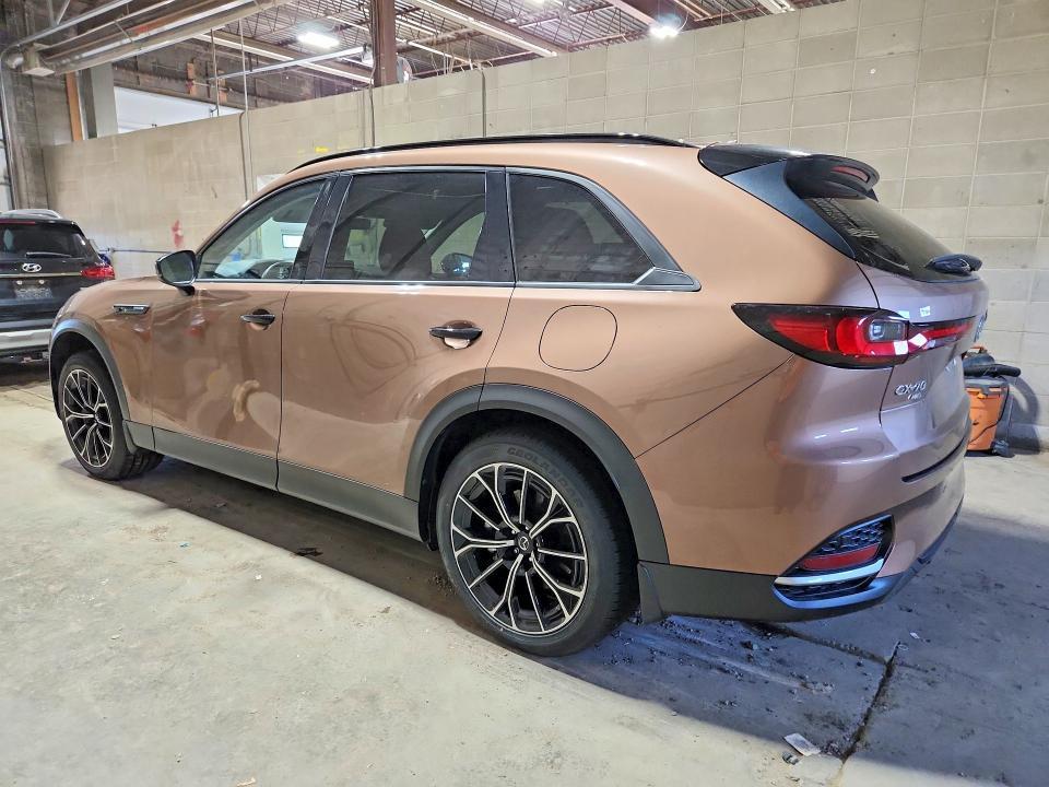 2025 MAZDA CX-70 PREMIUM — Фото 2 из 13