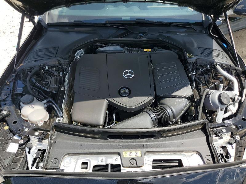 2025 MERCEDES-BENZ C 300 — Фото 11 из 12