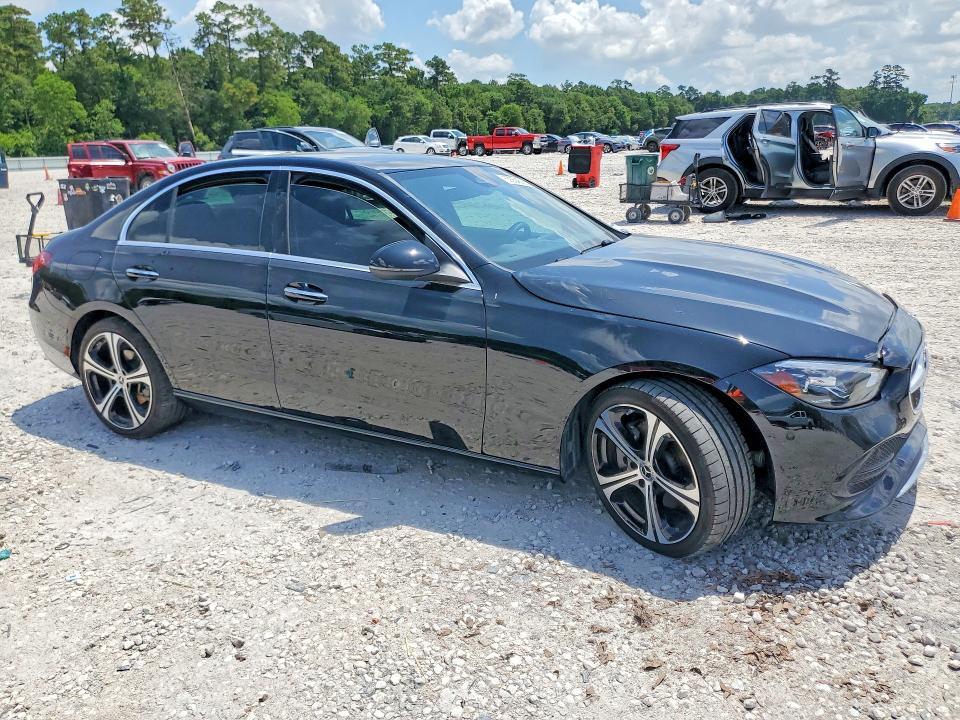 2025 MERCEDES-BENZ C 300 — Фото 4 из 12