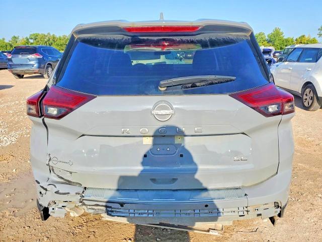 2025 NISSAN ROGUE SL — Фото 6 из 14