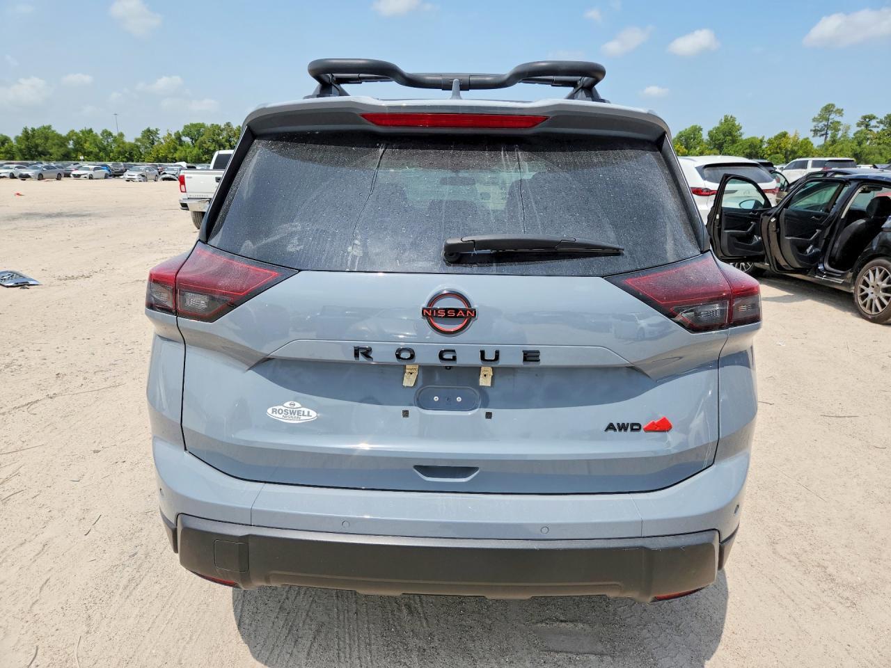 2025 NISSAN ROGUE ROCK CREEK — Фото 6 из 13