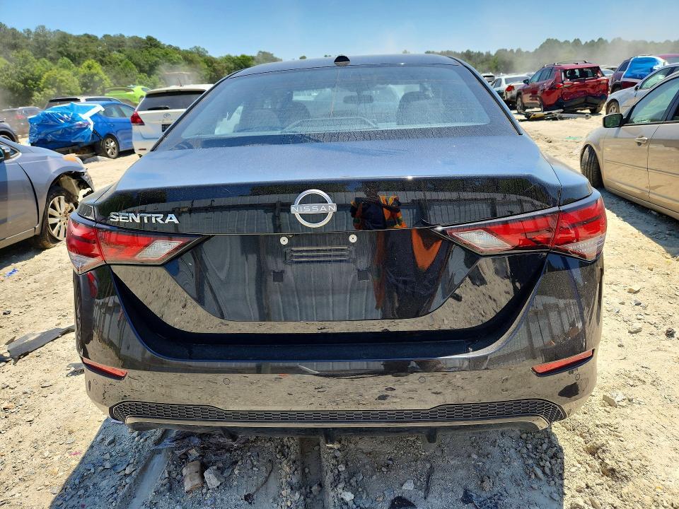 2025 NISSAN SENTRA SV — Фото 6 из 13