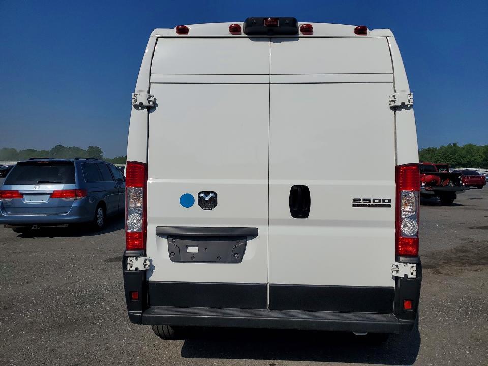 2025 RAM PROMASTER 2500 DELIVERY VAN — Фото 6 из 13