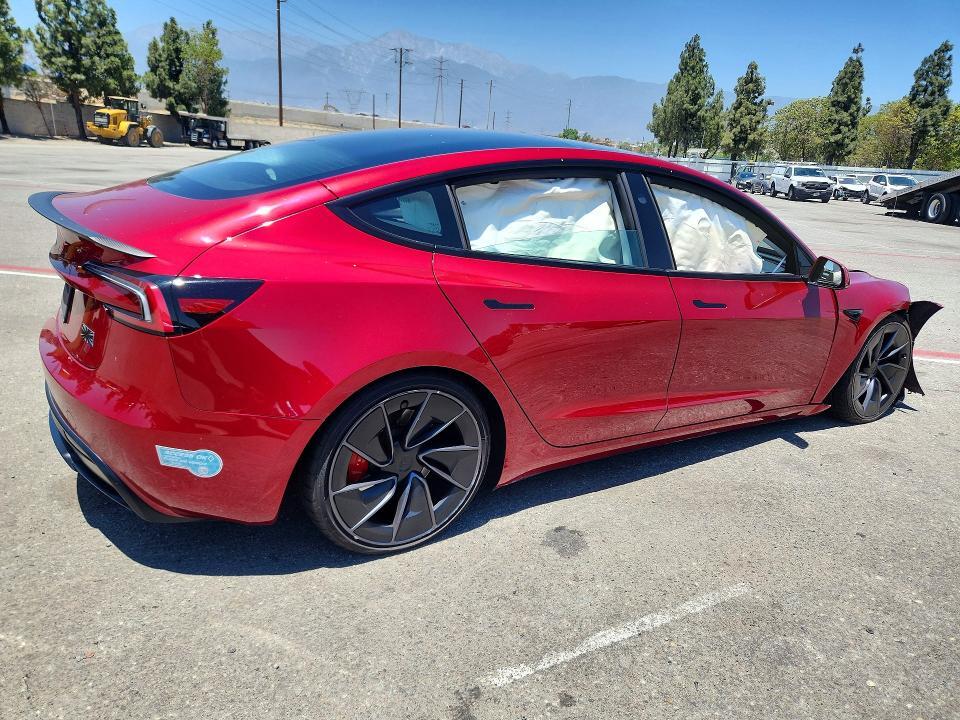 2025 TESLA MODEL 3 — Фото 3 из 12