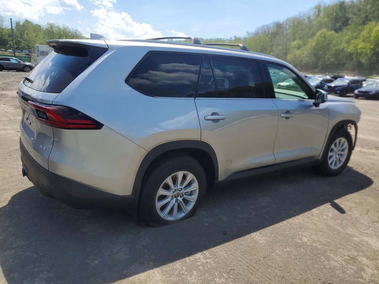 2025 TOYOTA GRAND HIGHLANDER HYBRID XLE — Фото 3 из 13