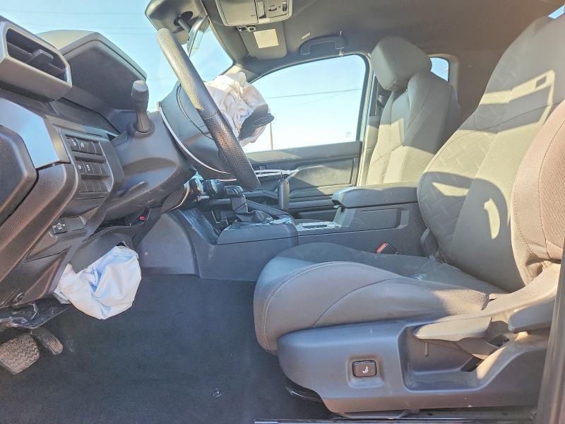 2025 TOYOTA TACOMA SR5 — Фото 7 из 12