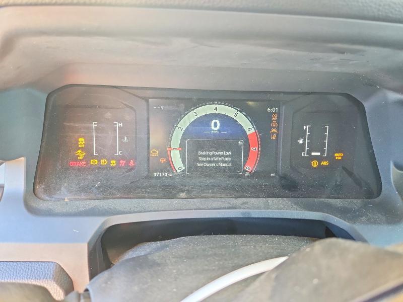 2025 TOYOTA TACOMA SR5 — Фото 9 из 12