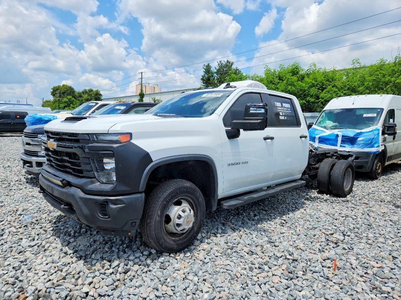 2024 CHEVROLET SILVERADO K3500 — Фото 2 из 10