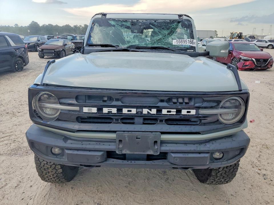 2024 FORD BRONCO OUTER BANKS — Фото 5 из 12