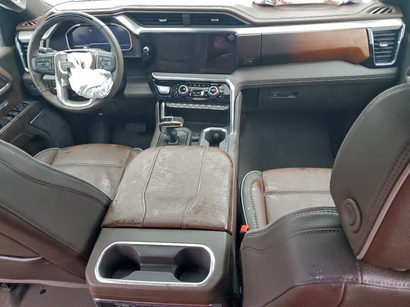 2024 GMC SIERRA K1500 DENALI — Фото 8 из 13