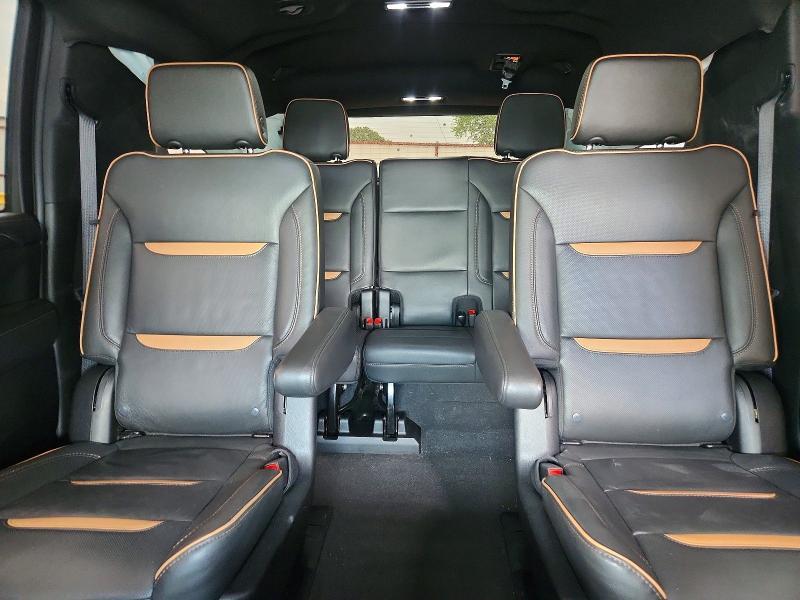 2024 GMC YUKON XL K1500 AT4 — Фото 10 из 13