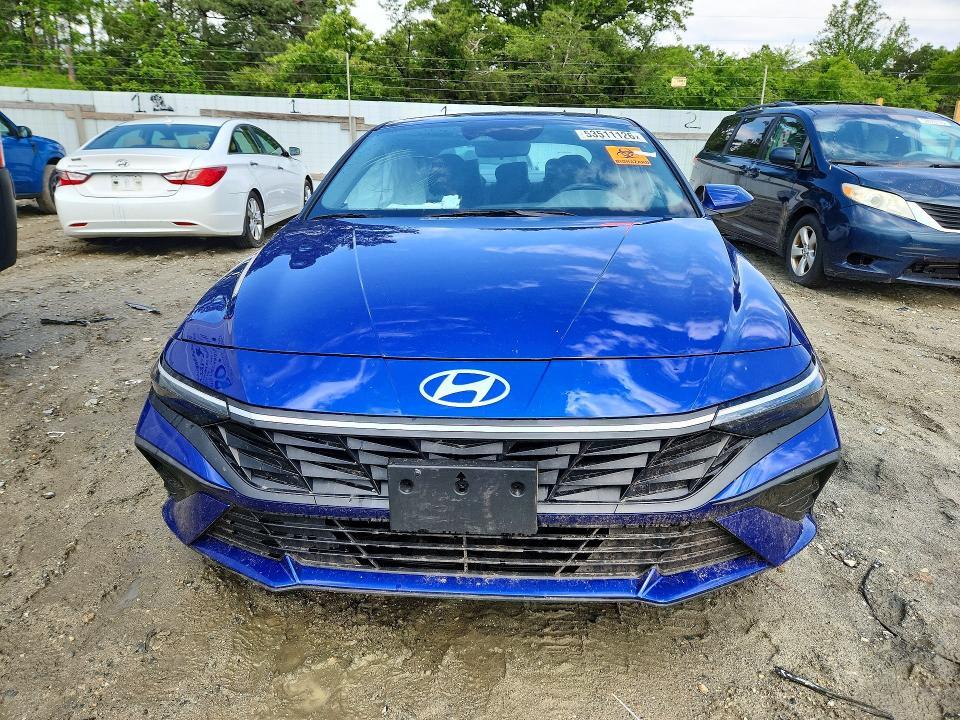 2024 HYUNDAI ELANTRA SEL — Фото 5 из 12
