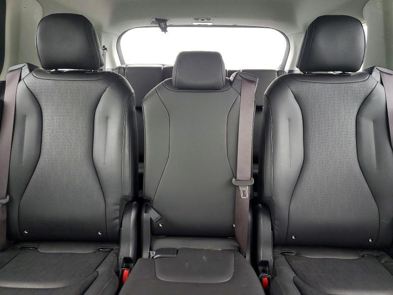 2024 KIA CARNIVAL SX — Фото 10 из 13