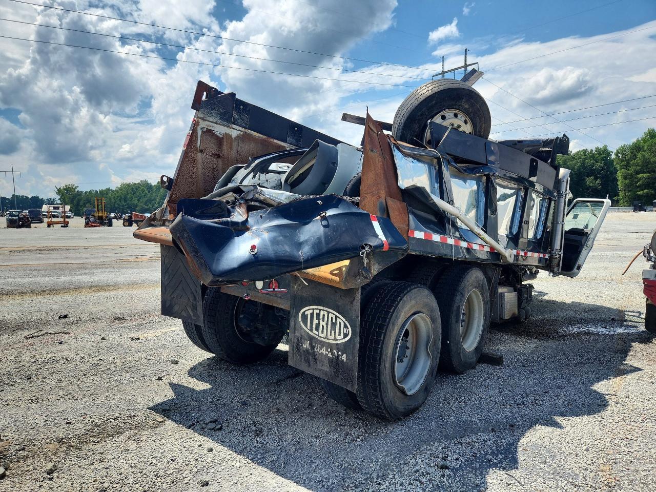 2024 MACK GRANITE DUMP TRUCK — Фото 3 из 13